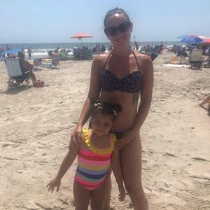 Meet your Posher, Leslie